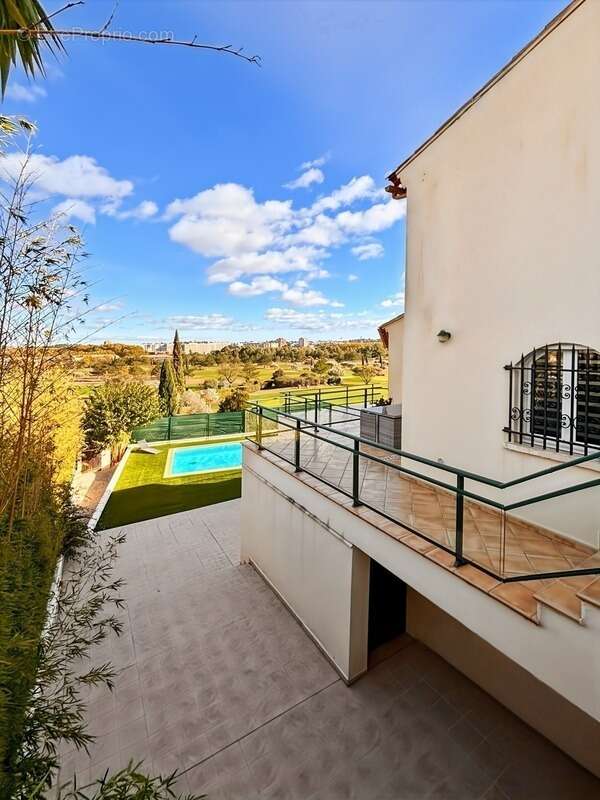 Maison d’exception à vendre – Domaine du Golf à Juvignac - photo 14