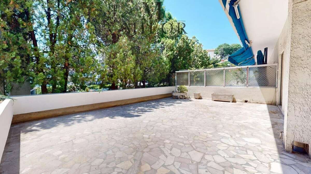 3 pièces - cimiez - terrasse - photo 2