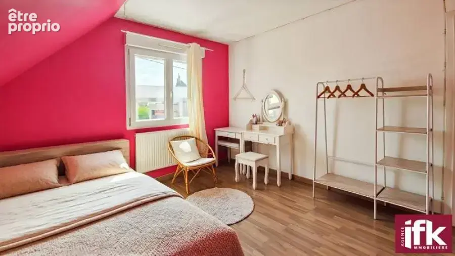 HORBOURG-WIHR : Maison de 114m² avec 4 chambres, jardin et parkings - photo 10