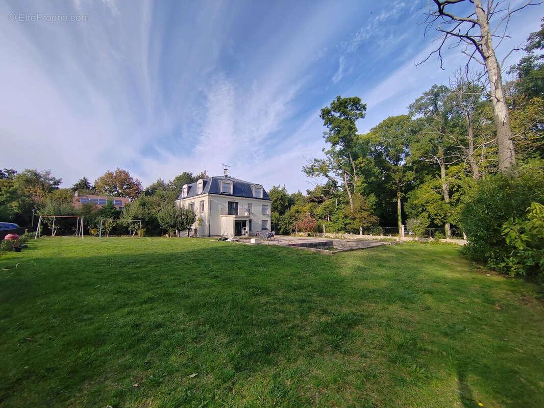 Maison à TRIEL-SUR-SEINE