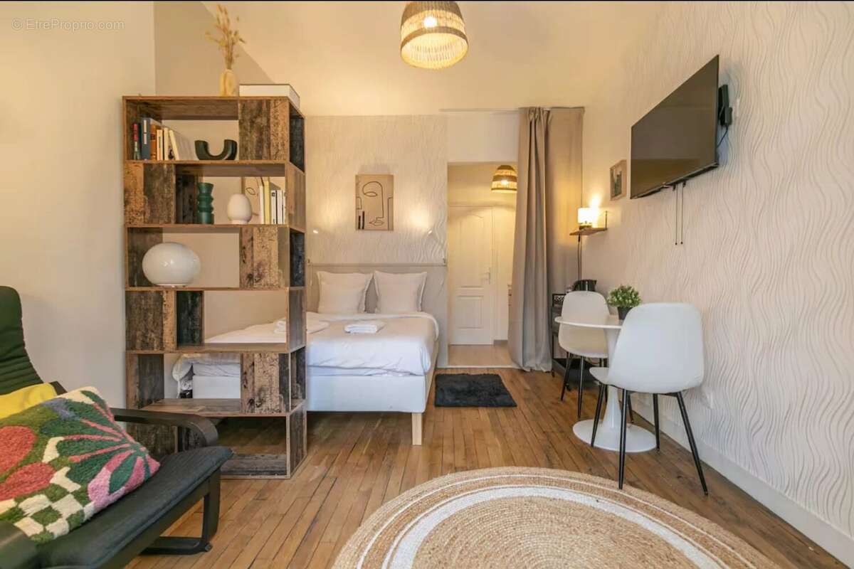 Commerce à PARIS-12E