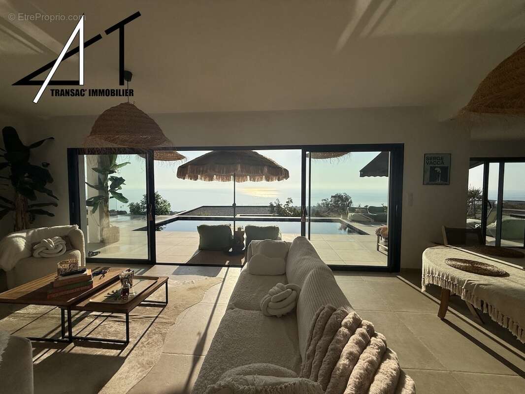 Magnifique villa contemporaine T7 avec piscine – vue mer 180° - photo 11
