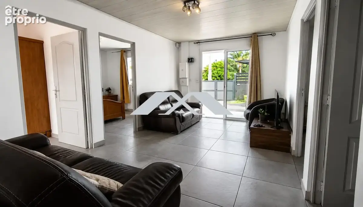 Maison 110 m² à Saint-Philippe  - photo 2