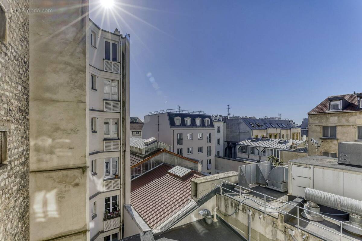 Photo 1 - Appartement à PARIS-11E