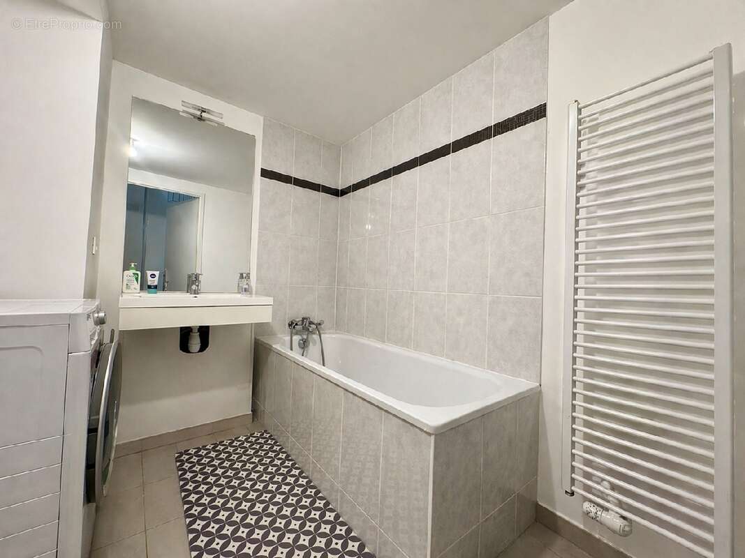 Appartement à LOUVRES
