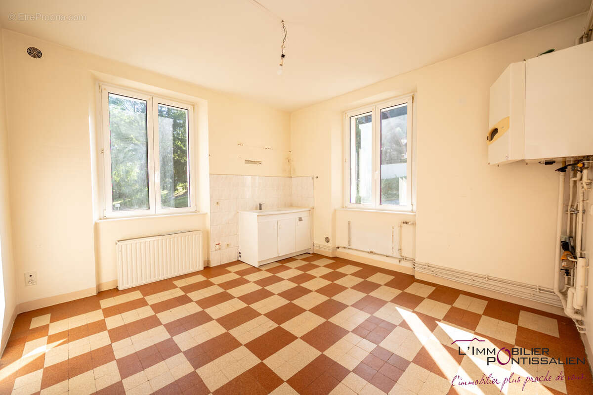 Appartement de 82 m2 au cœur de Malbuisson. - photo 3