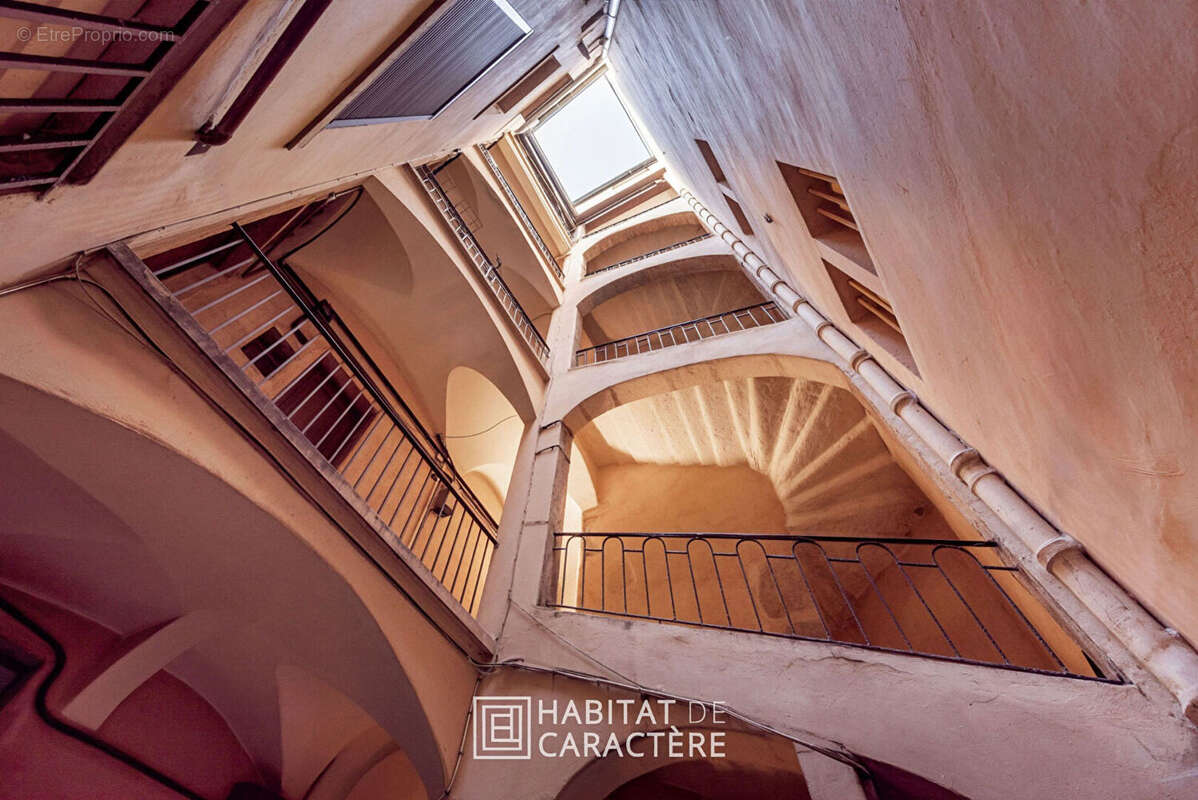 Appartement à LYON-1E