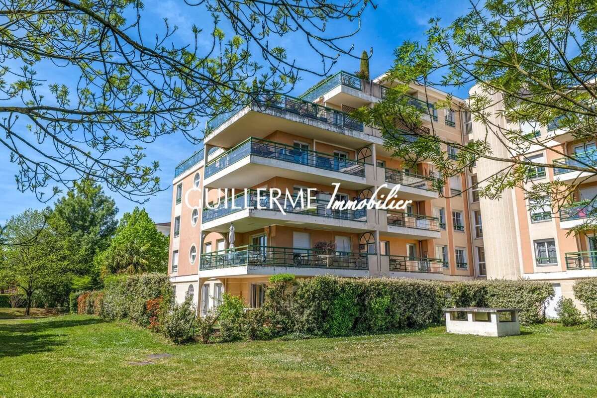 Appartement à TASSIN-LA-DEMI-LUNE