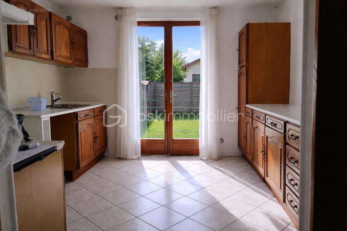 Appartement F4 avec jardin et entrée indépendante - photo 5