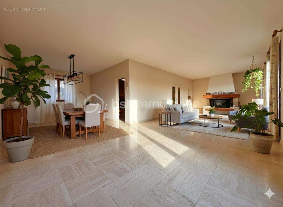 Maison à MARLY-LE-ROI