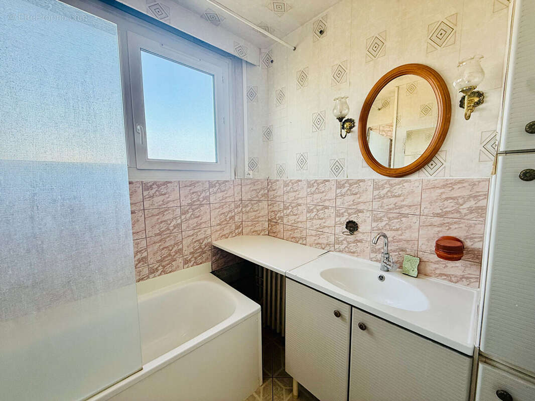 Appartement à FONTAINEBLEAU
