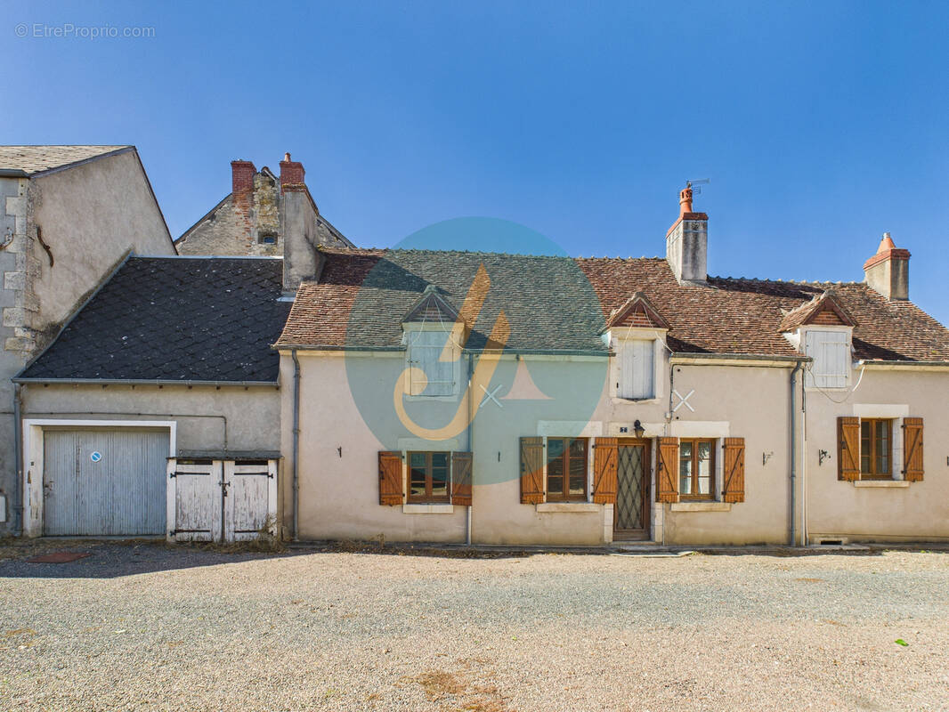 Maison à MESVES-SUR-LOIRE