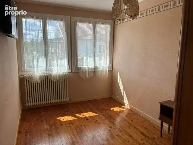 Maison sur sous-sol avec terrain clos de 945 m² - photo 4