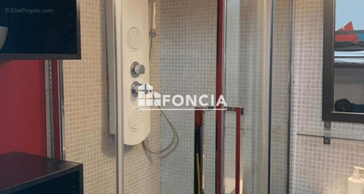 SETE - Quartier Les quilles appartement T1bis- parking - photo 4