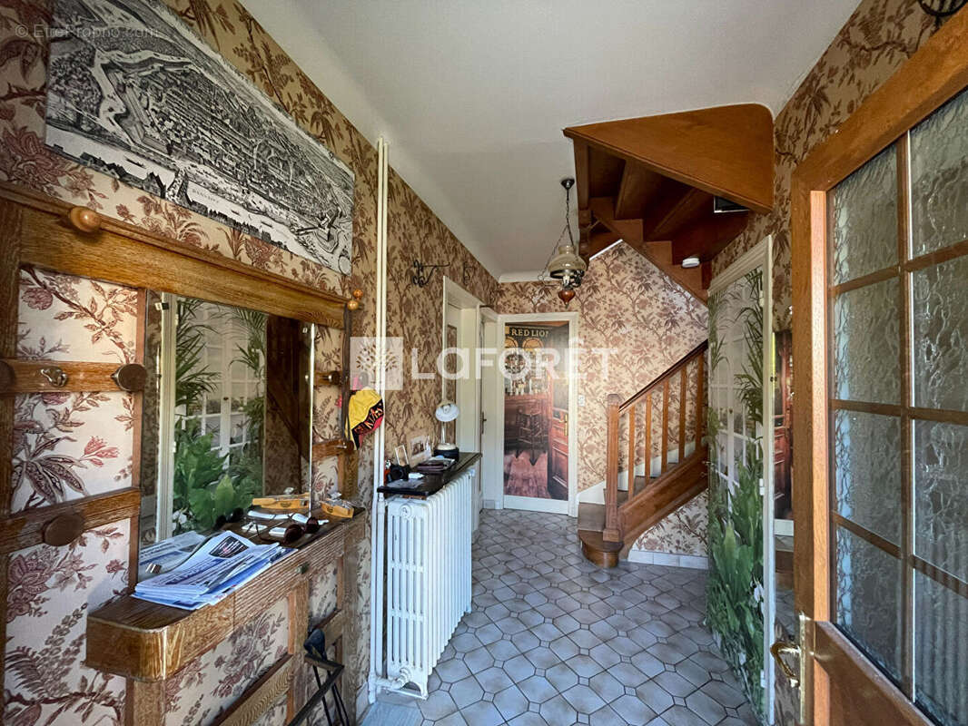 Maison à LONS-LE-SAUNIER