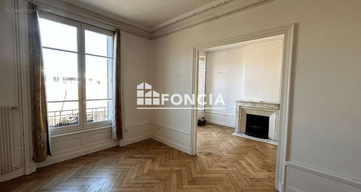 Appartement à SAINT-ETIENNE
