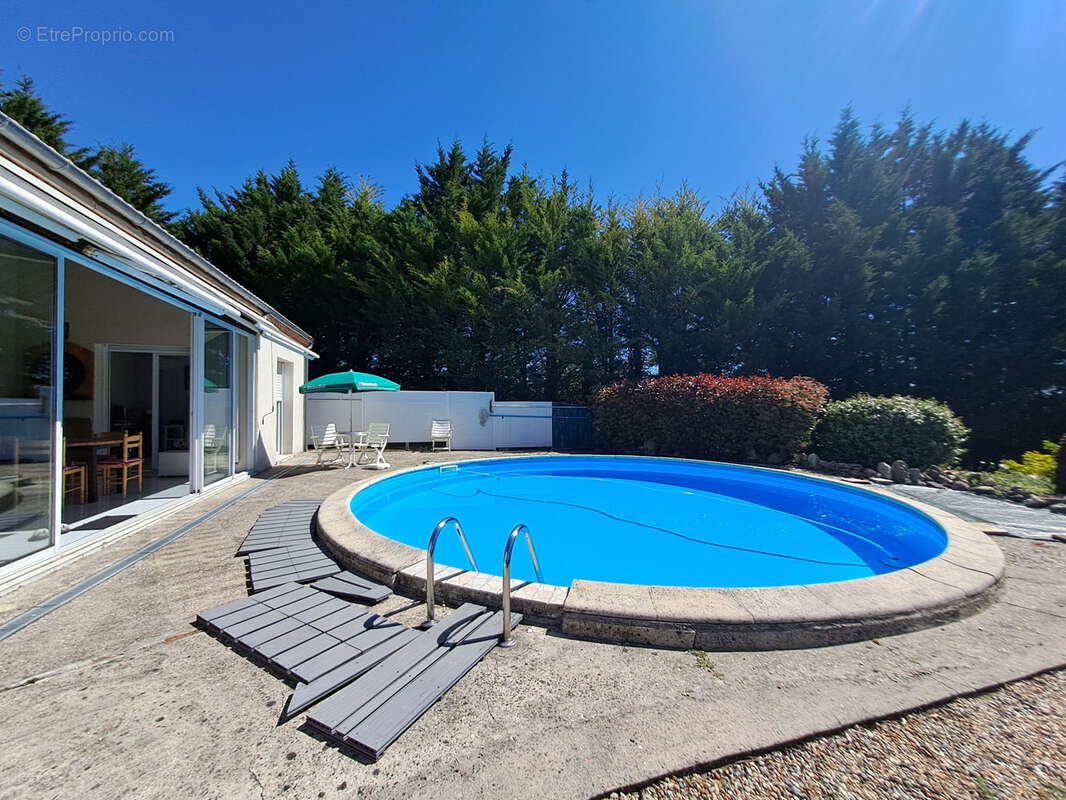 Maison à PORT-SAINTE-MARIE