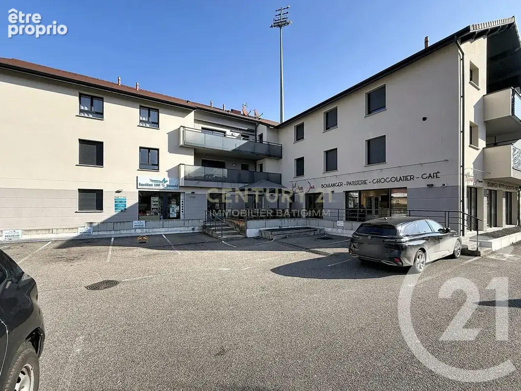 Appartement 4 pièces 86 m² à vendre à Bourgoin-Jallieu (38300) - photo 9