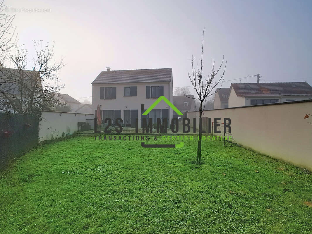 Maison à PUISEUX-EN-FRANCE