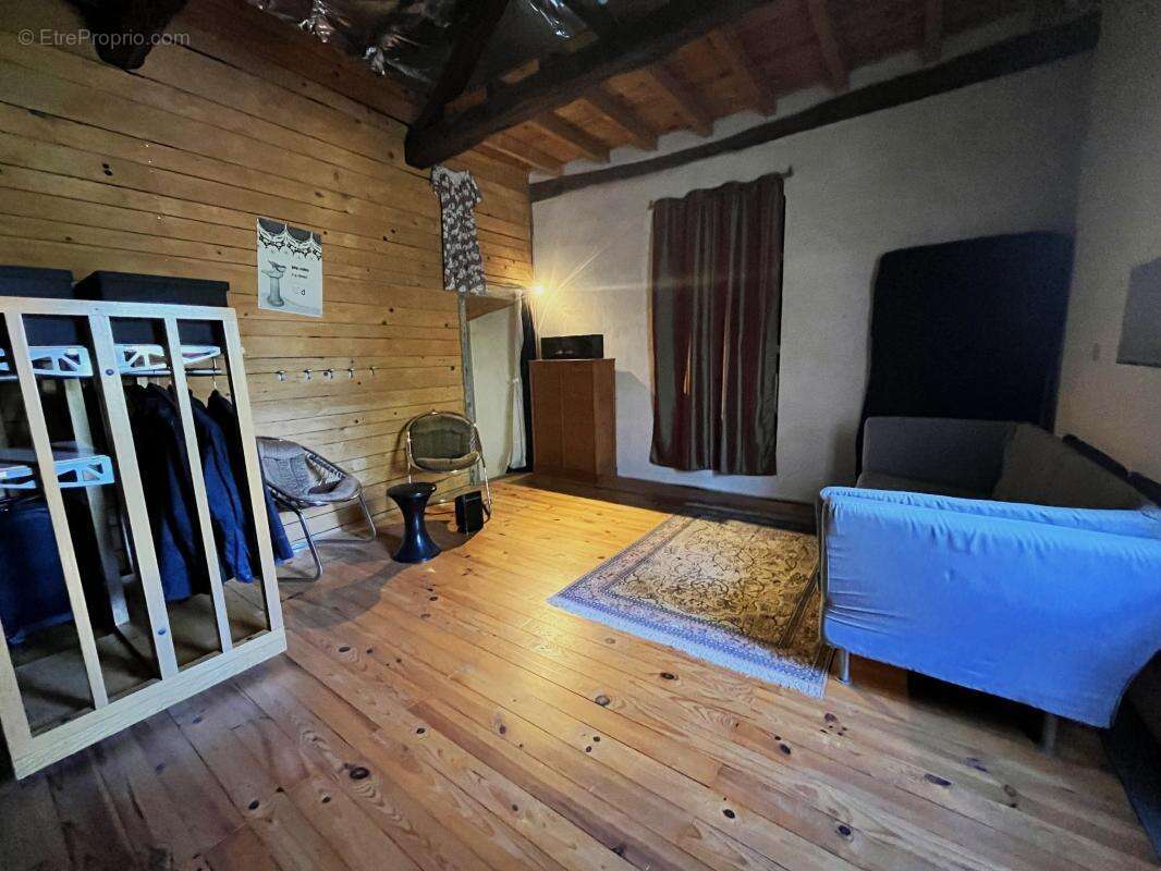 Maison en pierres rénovée + terrain 2400m² - photo 17