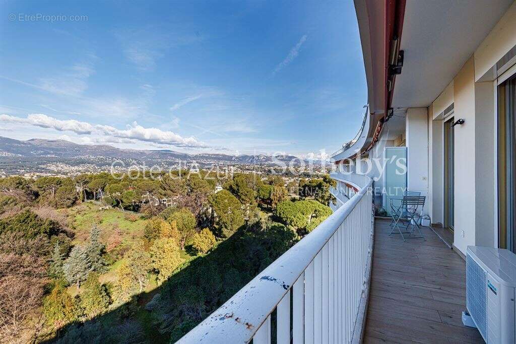 Appartement à CAGNES-SUR-MER