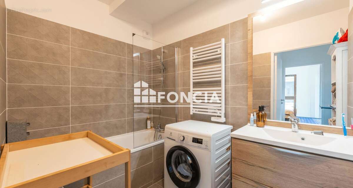 Appartement à NANTERRE