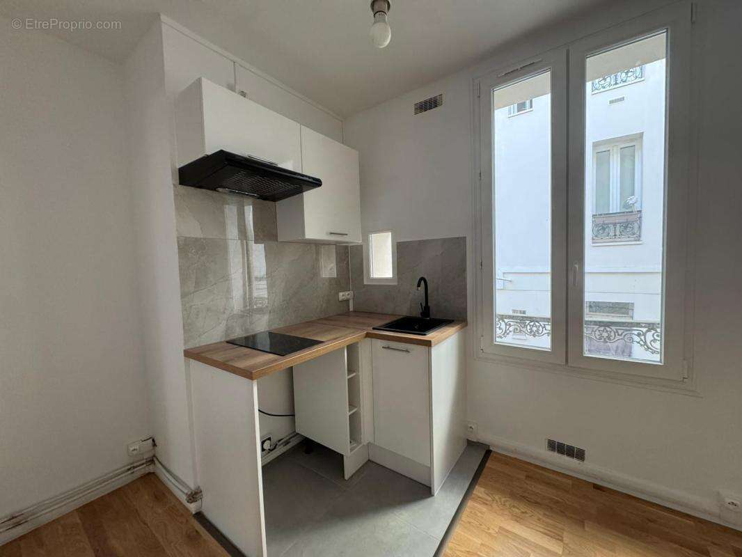 Appartement à PARIS-20E