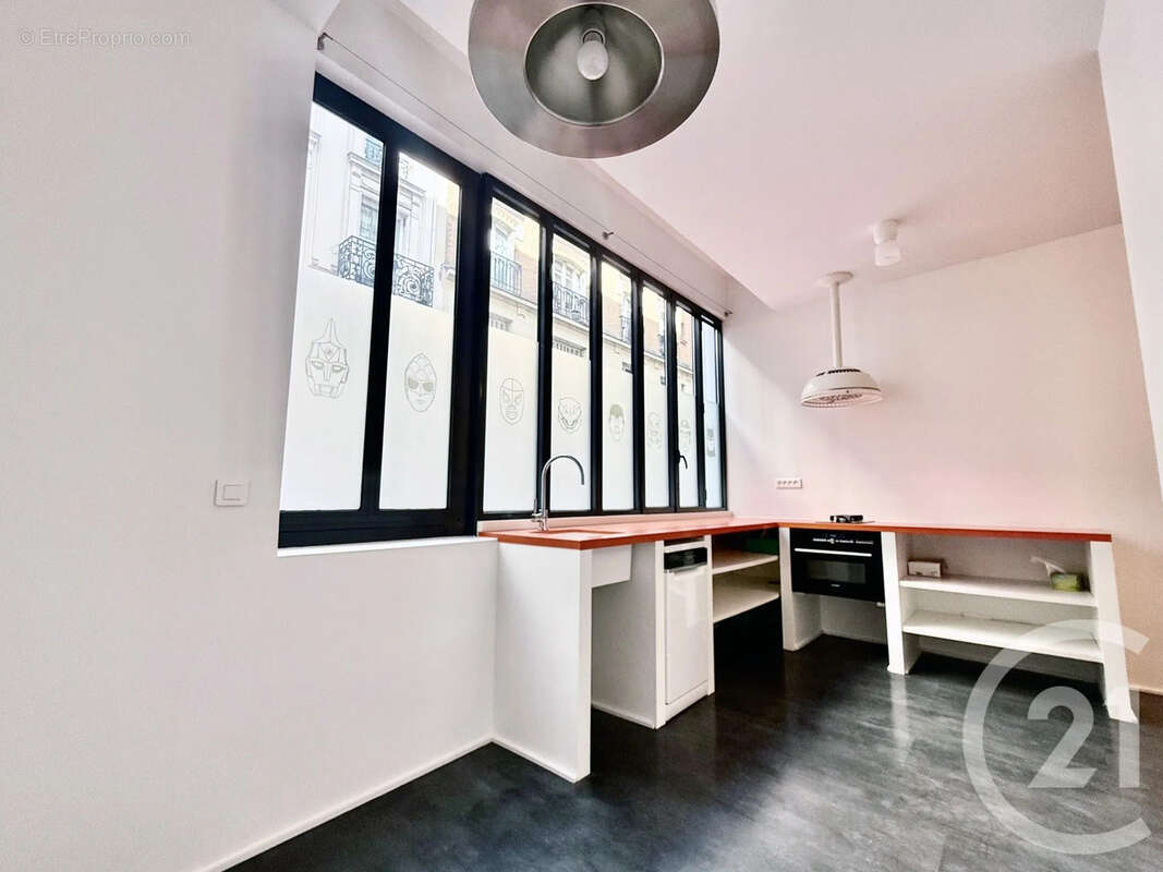 Appartement à PARIS-18E