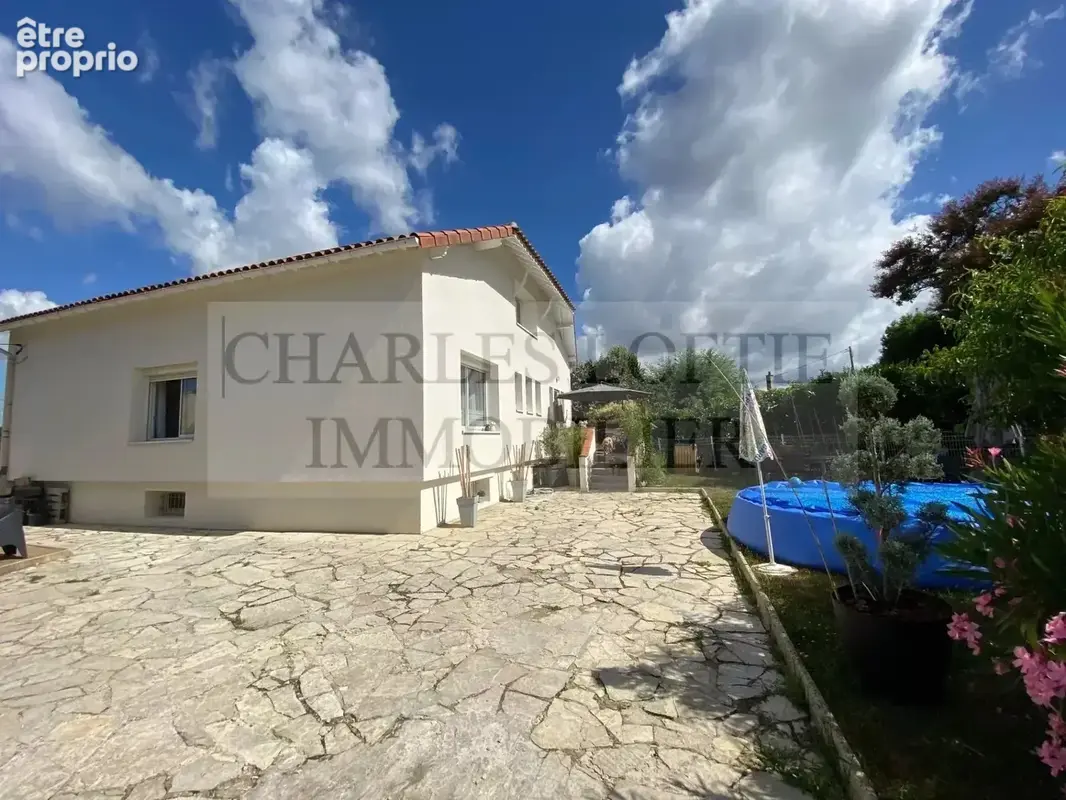 Maison à MONSEMPRON-LIBOS