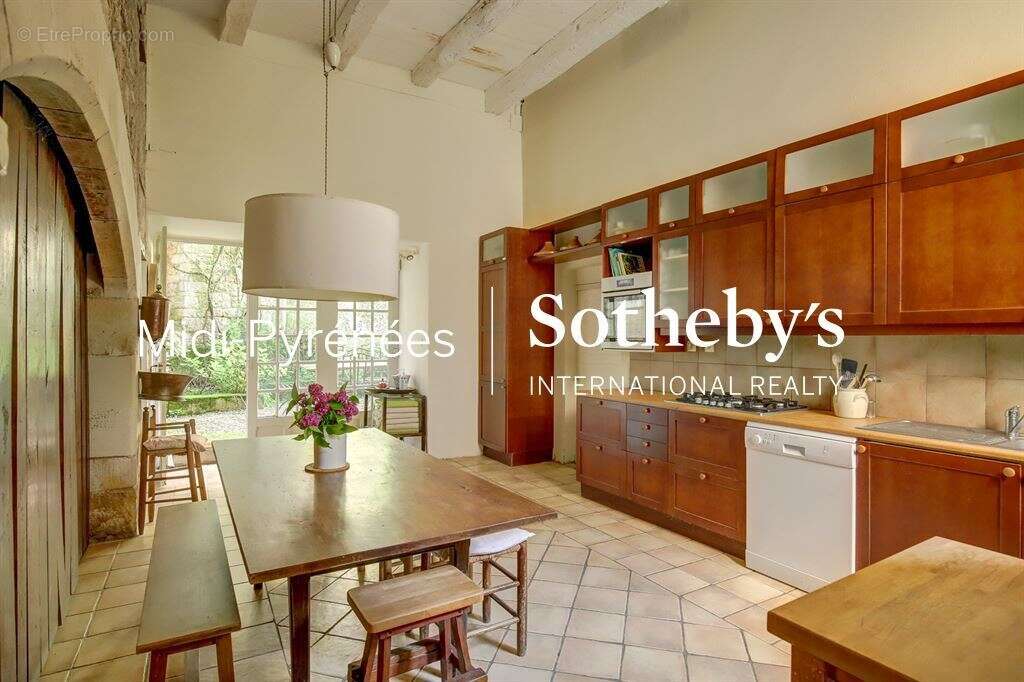 Maison à CORDES-SUR-CIEL