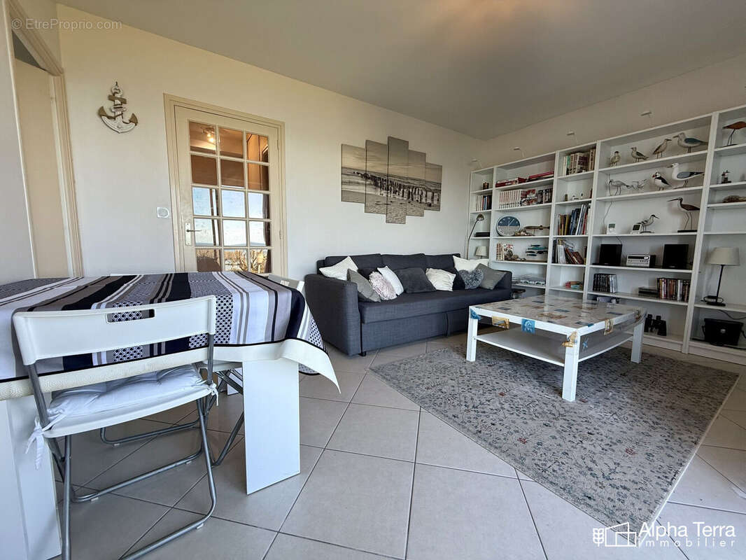 Appartement à LUC-SUR-MER
