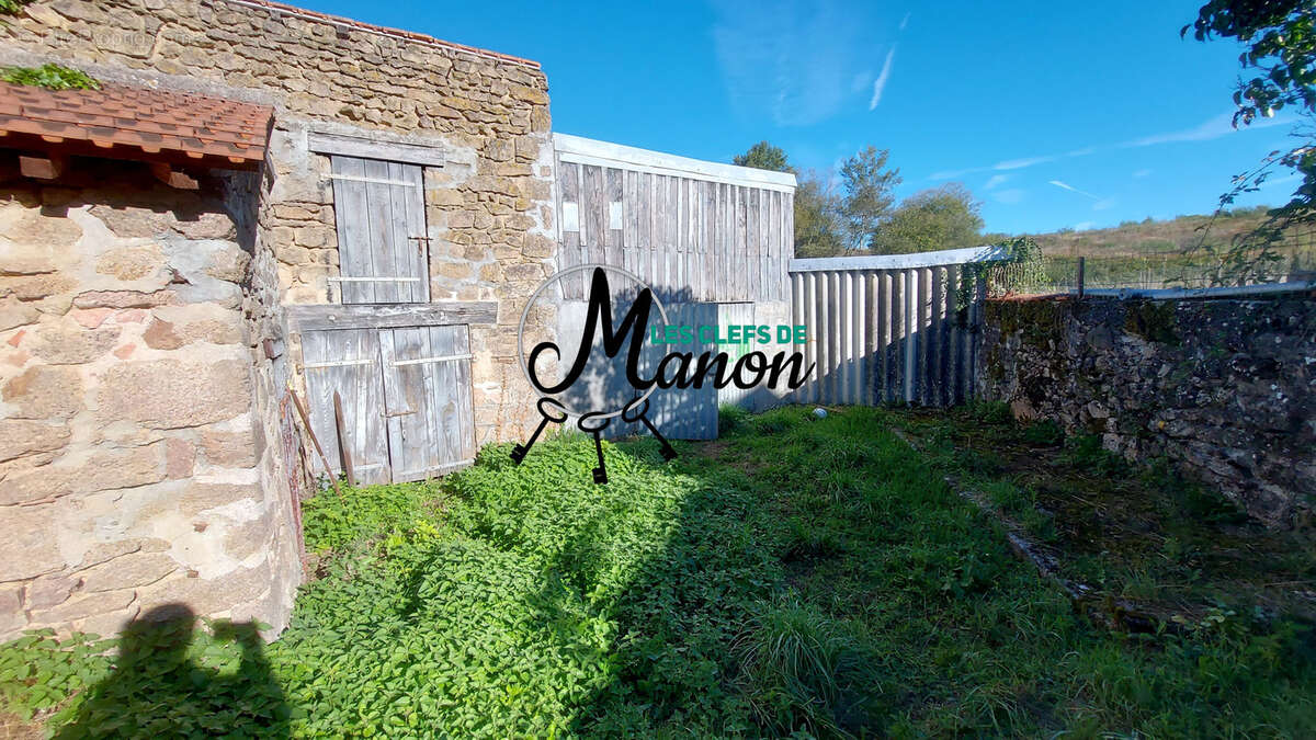 Maison à BESSINES-SUR-GARTEMPE