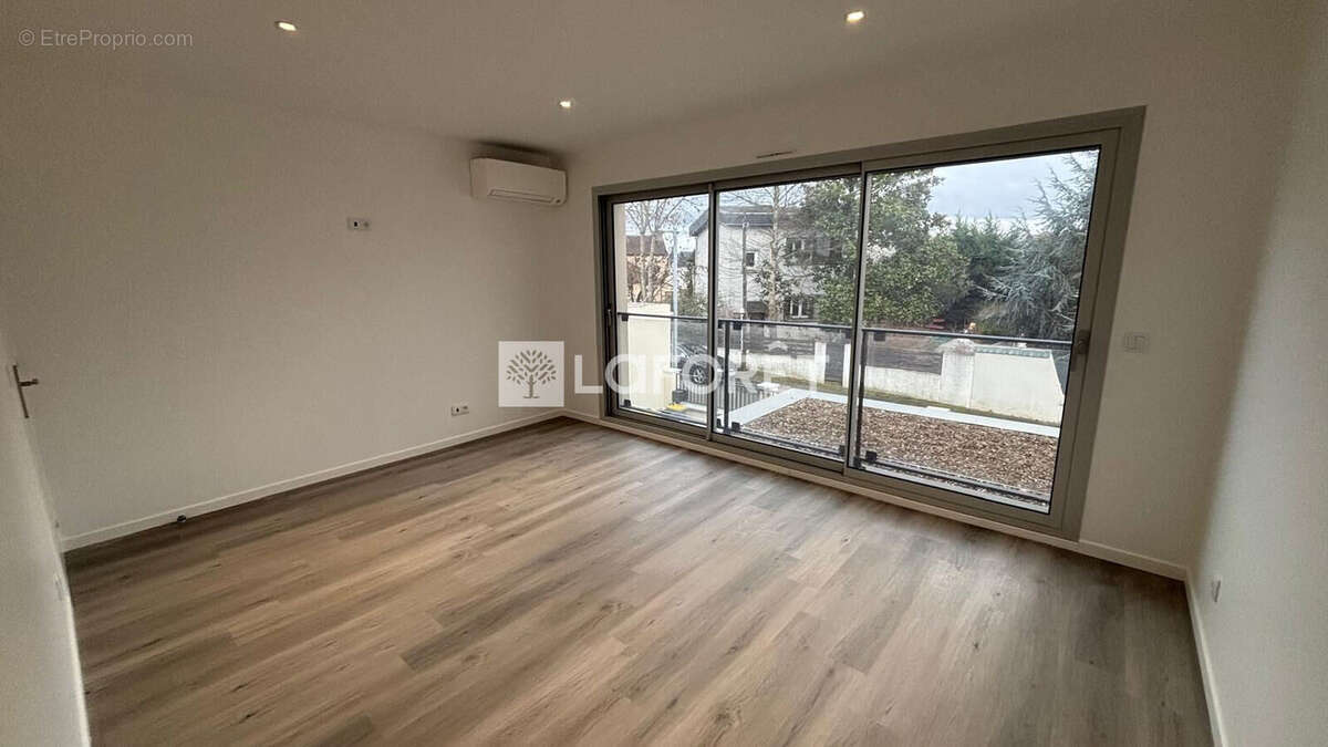 Maison à ORMESSON-SUR-MARNE