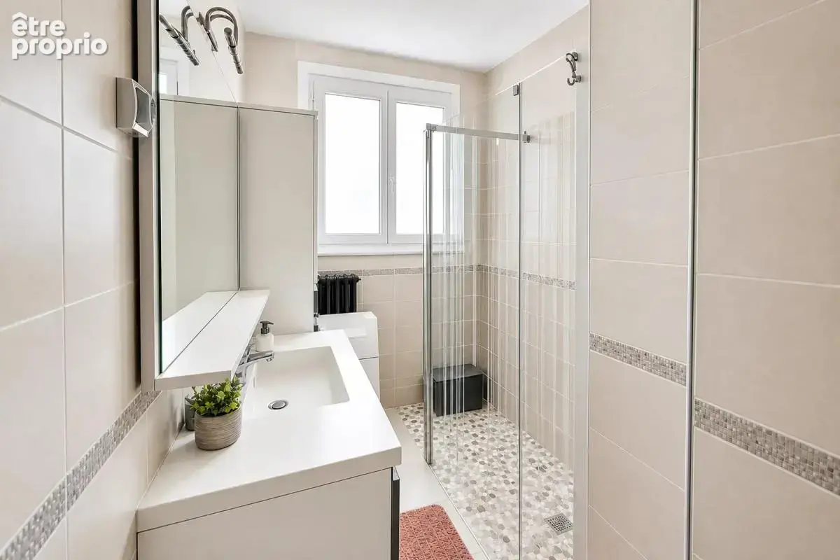 Maison de 4 pièces de 275 m² à Bourges - photo 13