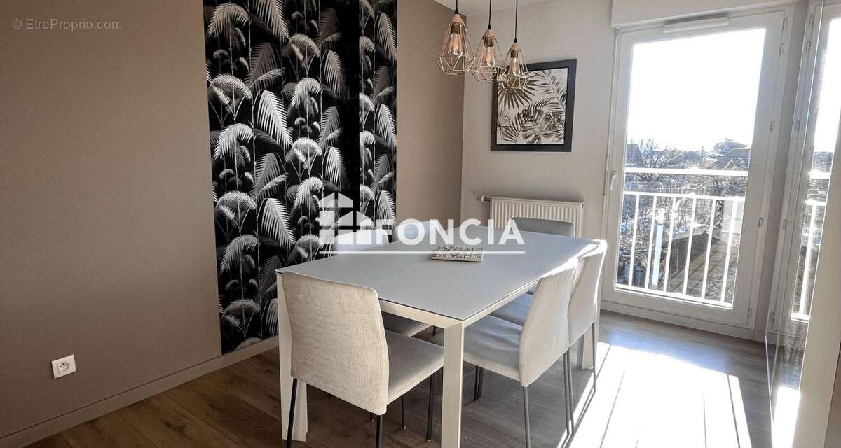 Appartement à ALBERTVILLE