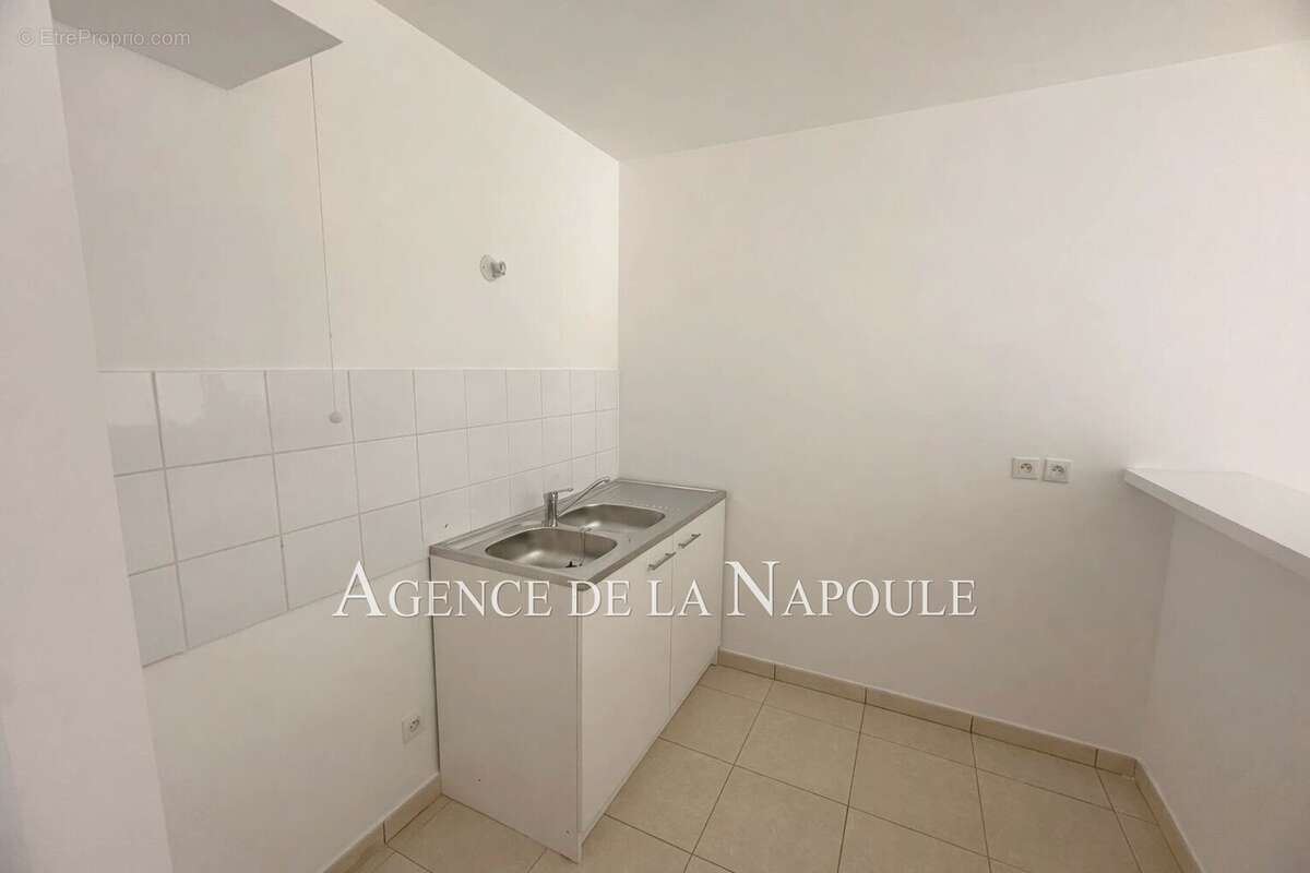 Appartement à MANDELIEU-LA-NAPOULE