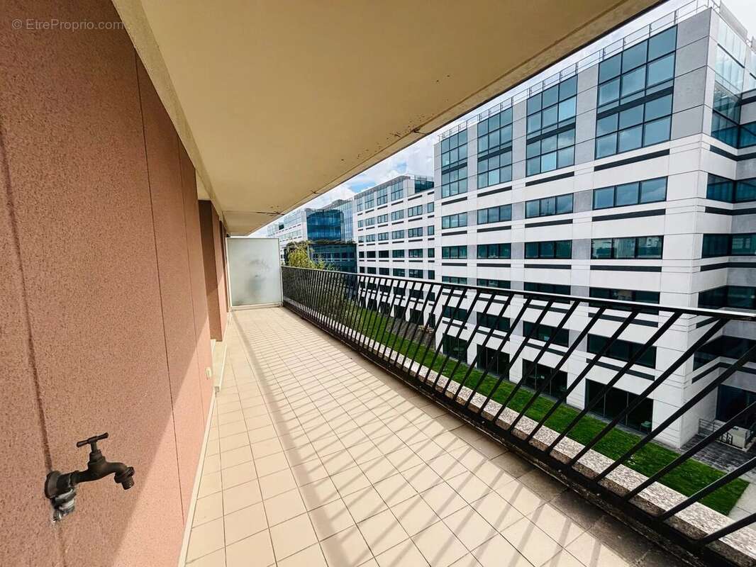 Appartement à VELIZY-VILLACOUBLAY