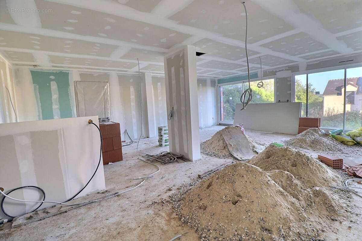 Maison à MAREIL-MARLY