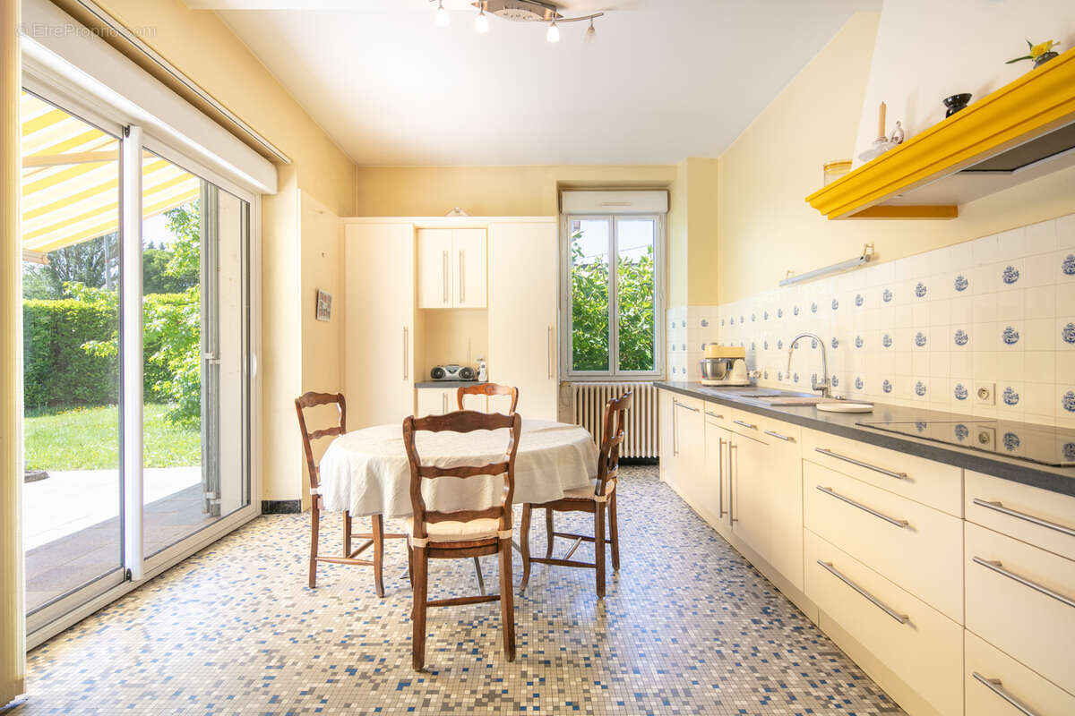 Maison à SAINT-ROMANS