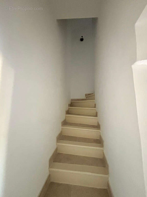 Maison à CHATEAURENARD