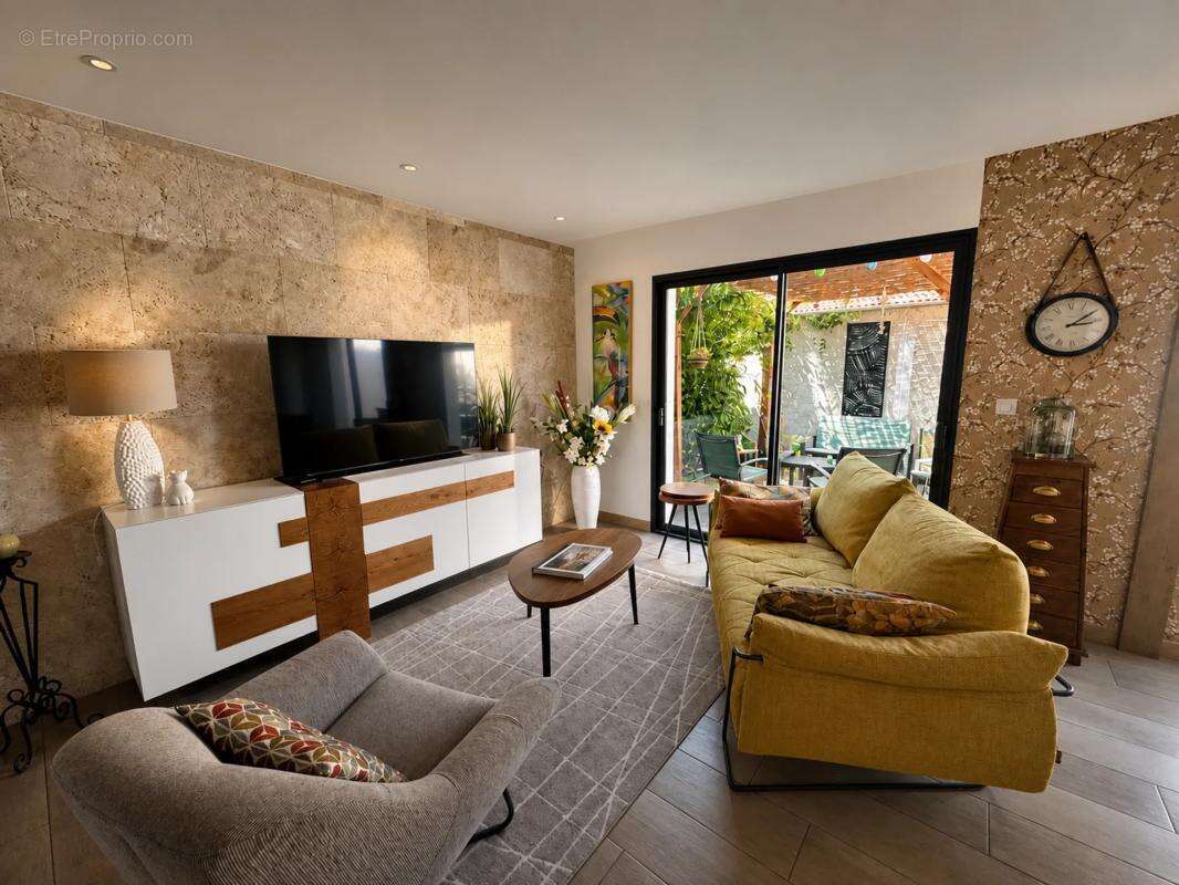 Maison de 4 pièces de 95 m² à Crémieu - photo 6