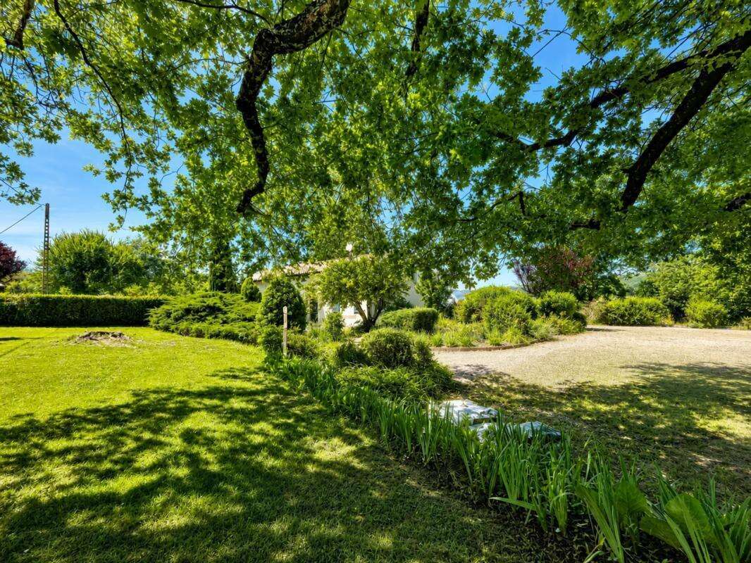 Maison de 8 pièces de 190 m² à La Bastide-de-Besplas - photo 16
