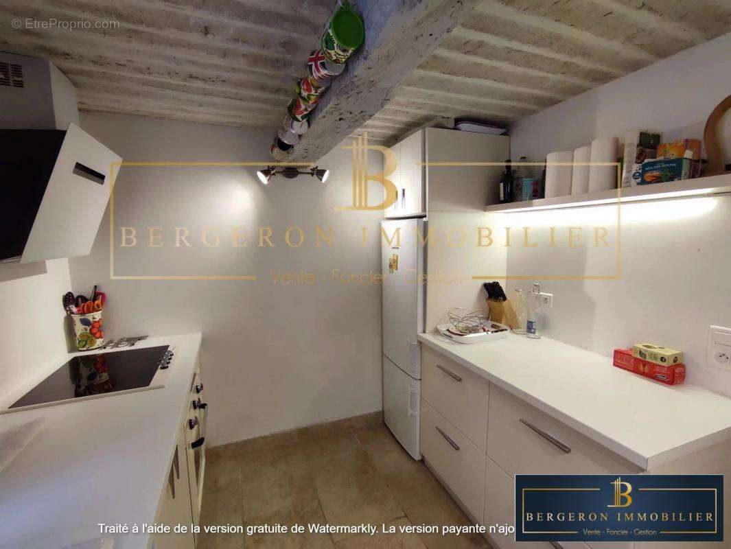 Maison à SAINT-CEZAIRE-SUR-SIAGNE