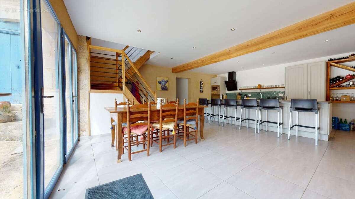 Maison à SAINT-JEAN-D&#039;EYRAUD