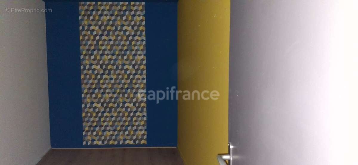 Maison à vendre 7 pièces à Laventie (62)  88 000 euros - photo 2