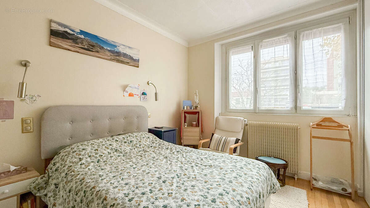 Appartement à NANTERRE