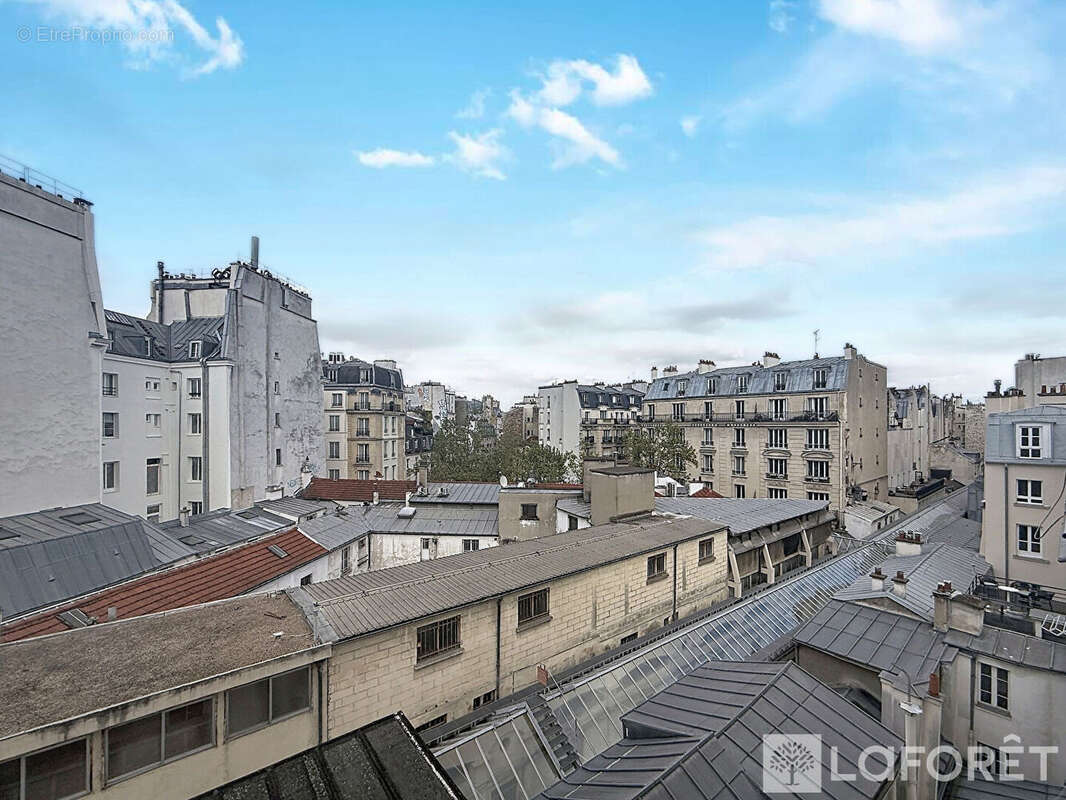 Appartement à PARIS-2E