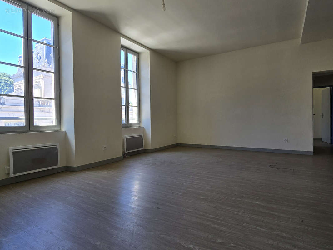 Hyper centre - duplex f4 - 95 m2 - photo 2
