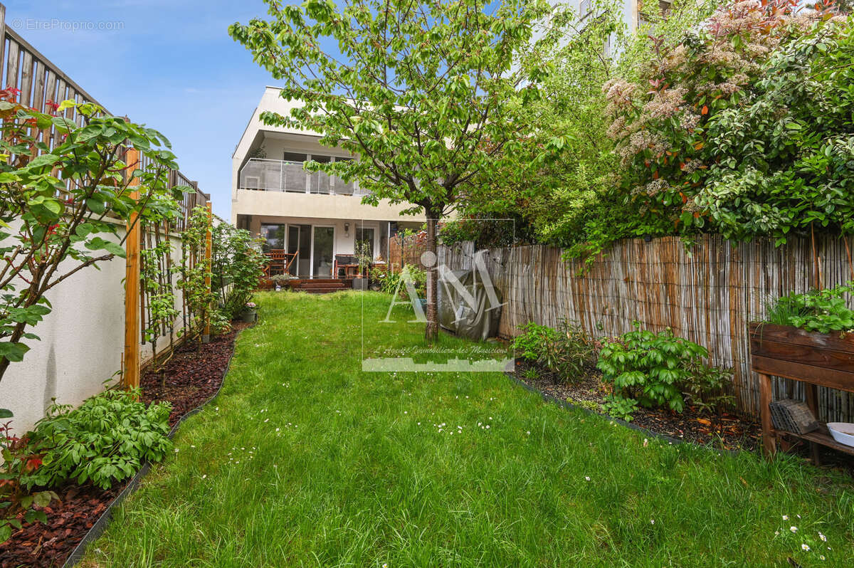 Appartement à NANTERRE