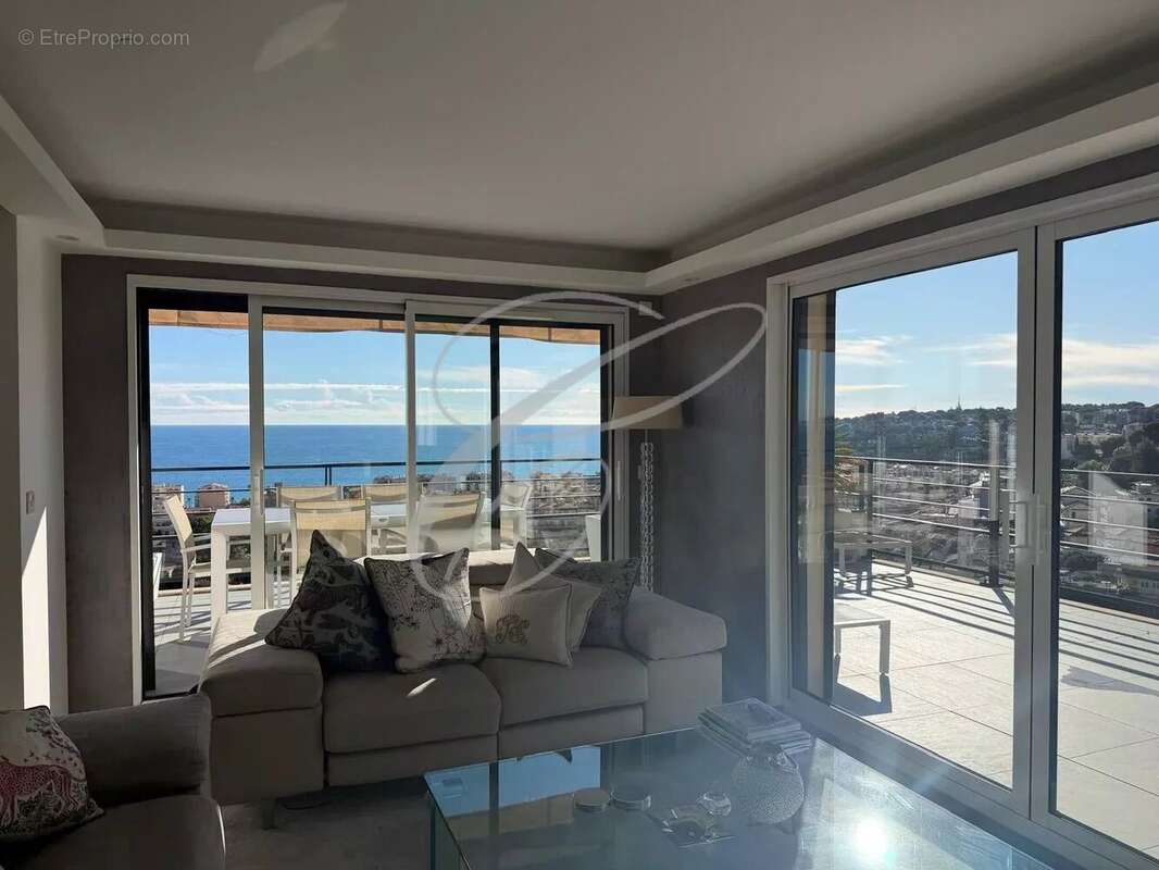 Appartement à ROQUEBRUNE-CAP-MARTIN
